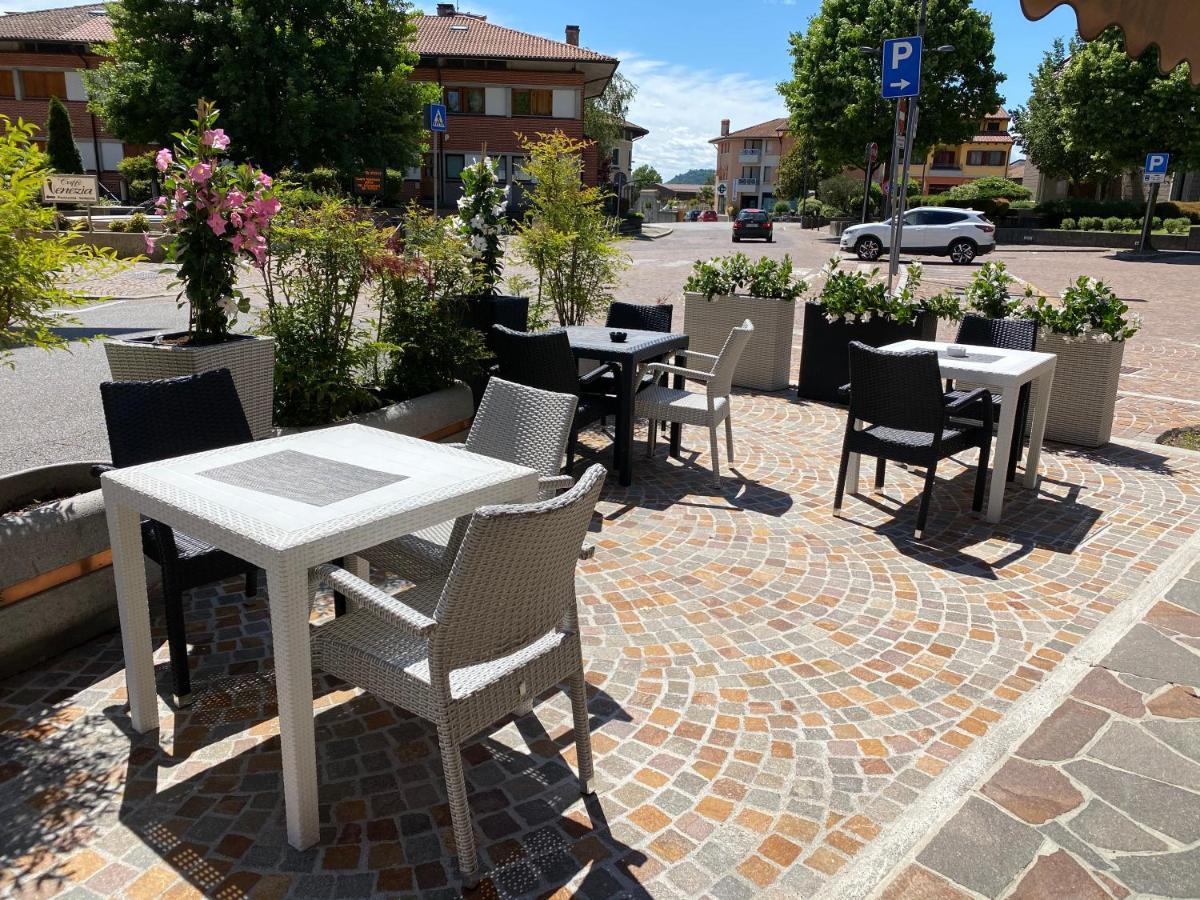 Hotel Riviera Magnano in Riviera Exterior photo